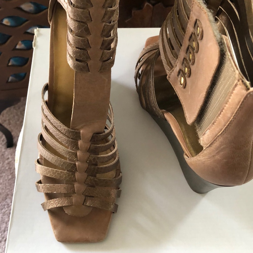 ALDO Wedge